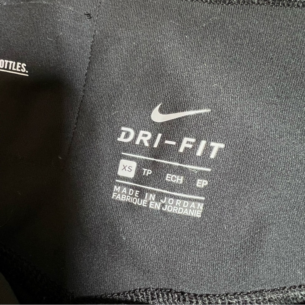 Nike Black/White Training Power Legend Capri Leggings with Just Do It Logo - Picture 8 of 11